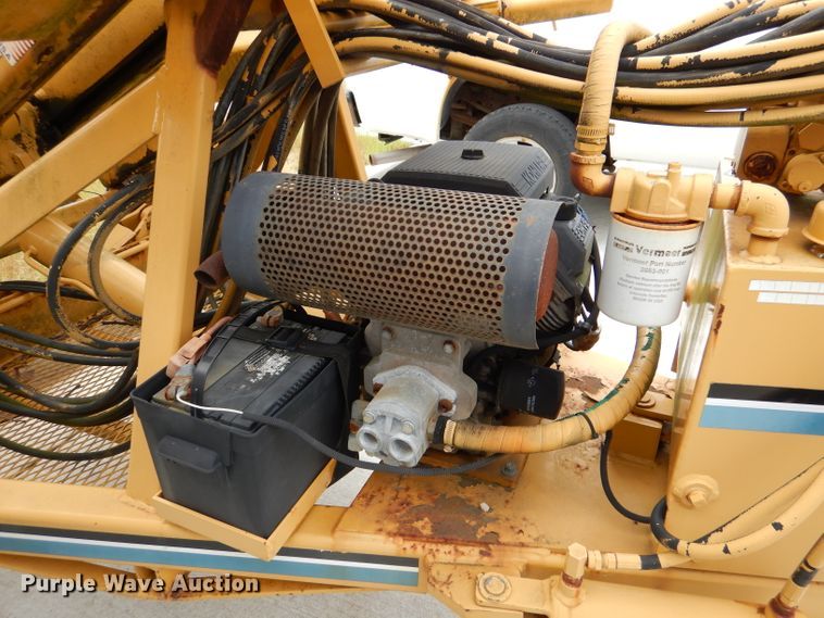 image for item DL8237 2000 Vermeer TS44A  tree spade