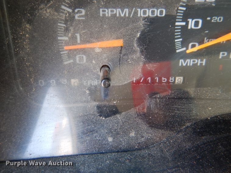 image for item DL8857 2000 Chevrolet C3500  box truck