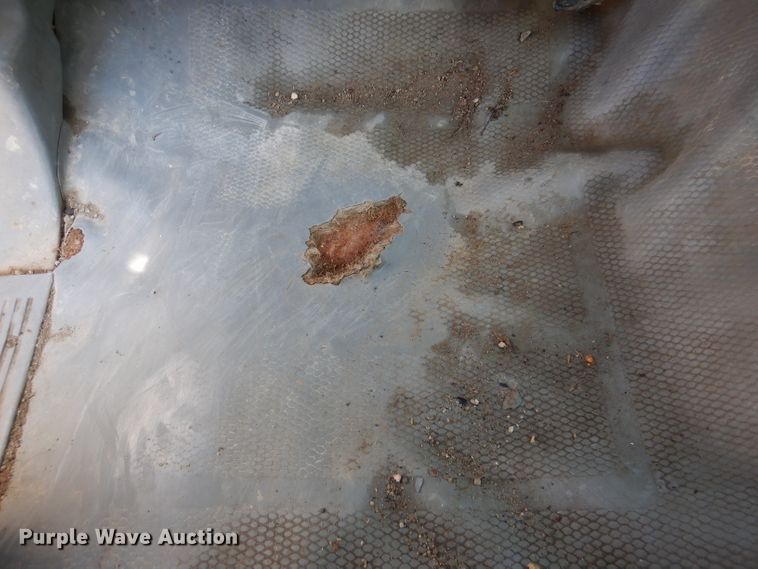 image for item DL8857 2000 Chevrolet C3500  box truck