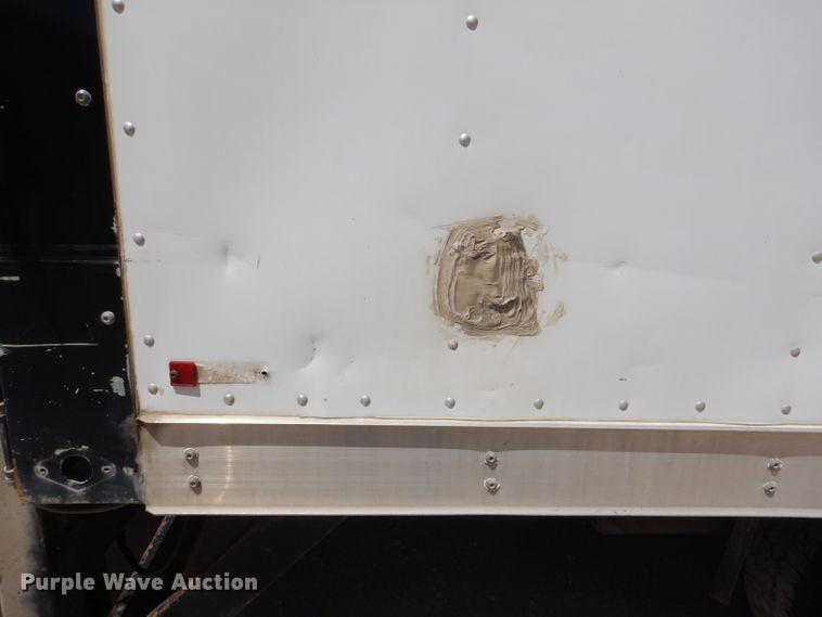 image for item DL8857 2000 Chevrolet C3500  box truck