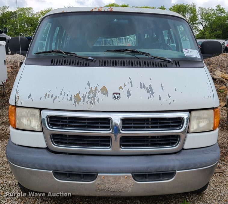 image for item DN5577 1999 Dodge Ram B3500  van