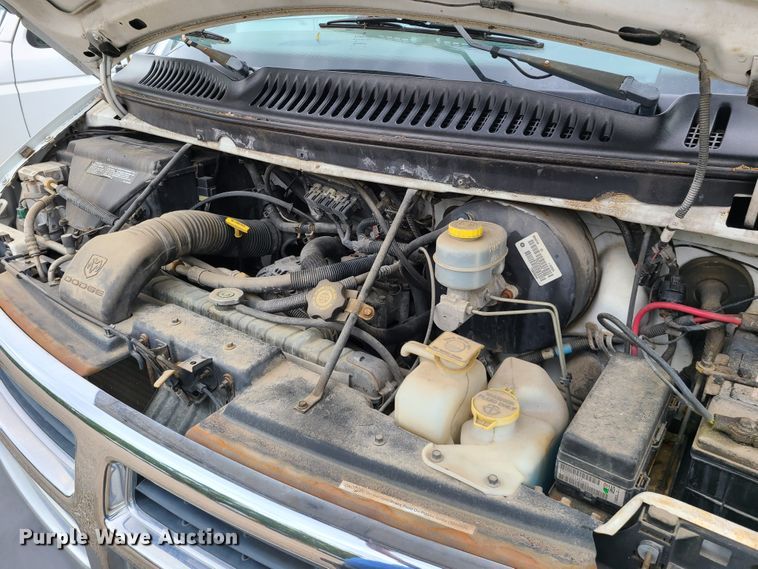 image for item DN5577 1999 Dodge Ram B3500  van