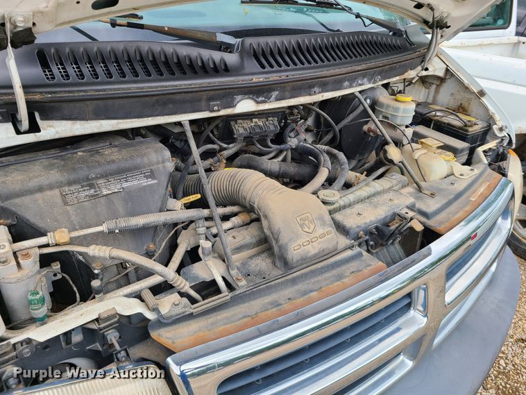 image for item DN5577 1999 Dodge Ram B3500  van
