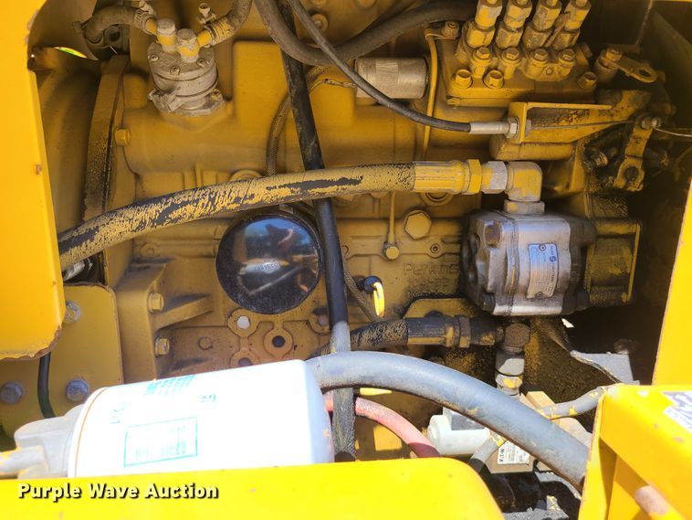 image for item DN5597 1999 Vermeer BC935  wood chipper