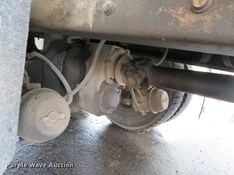 image for item DN5837 2004 International 7400  dump truck