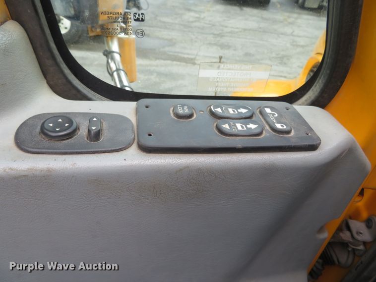 image for item DN5837 2004 International 7400  dump truck