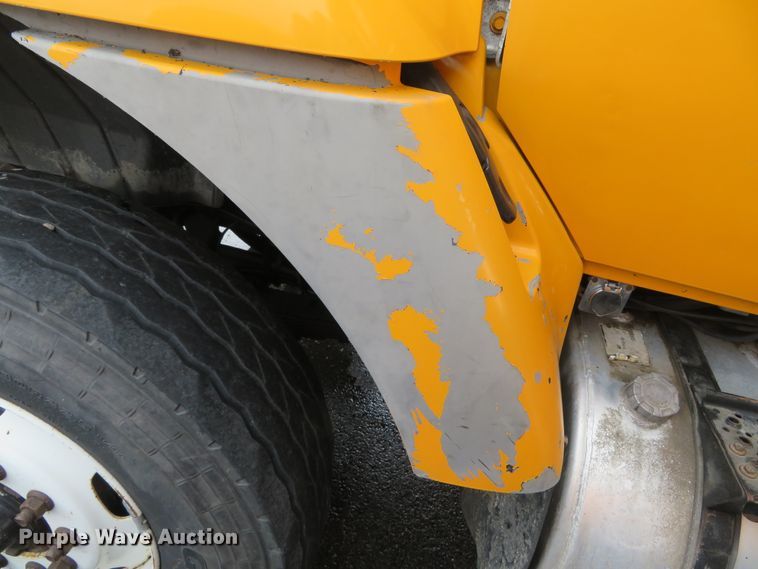 image for item DN5839 2006 International 7400  dump truck