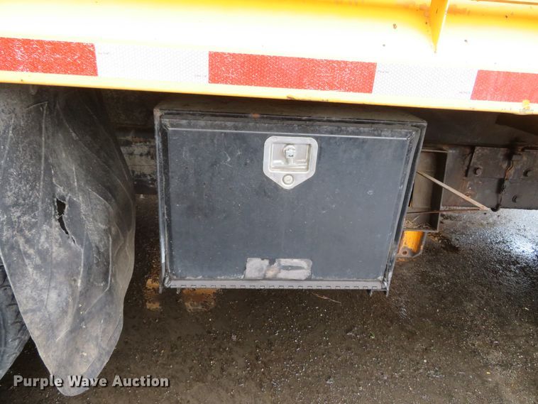 image for item DN5839 2006 International 7400  dump truck