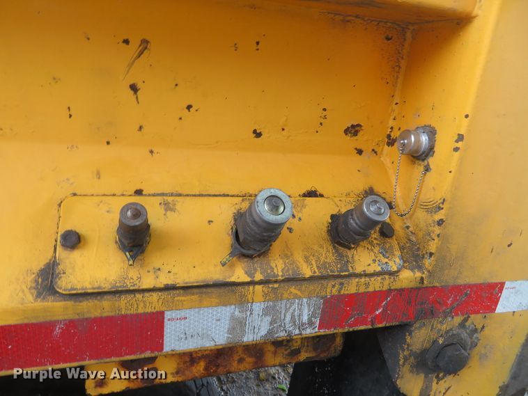 image for item DN5839 2006 International 7400  dump truck