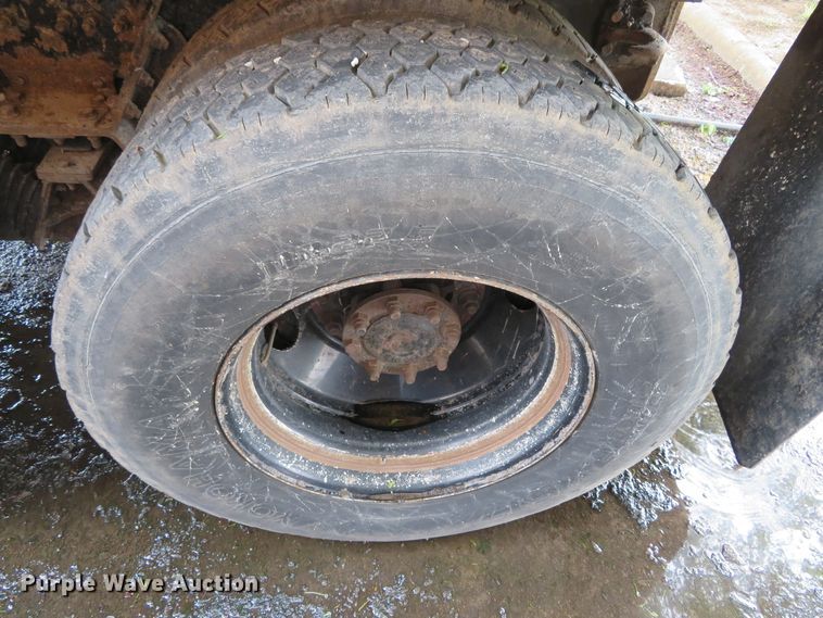 image for item DN5839 2006 International 7400  dump truck