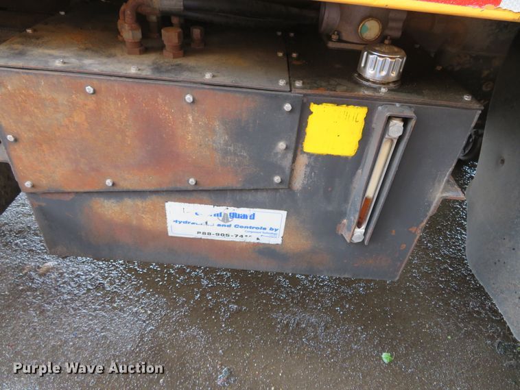 image for item DN5839 2006 International 7400  dump truck