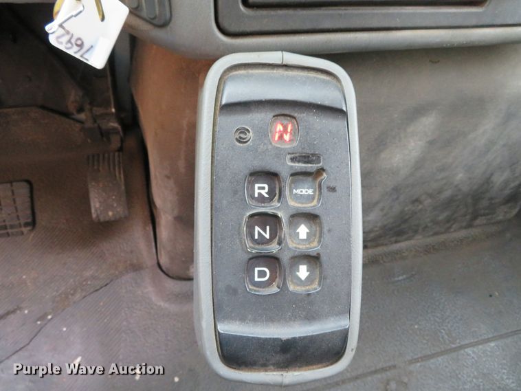 image for item DN5839 2006 International 7400  dump truck