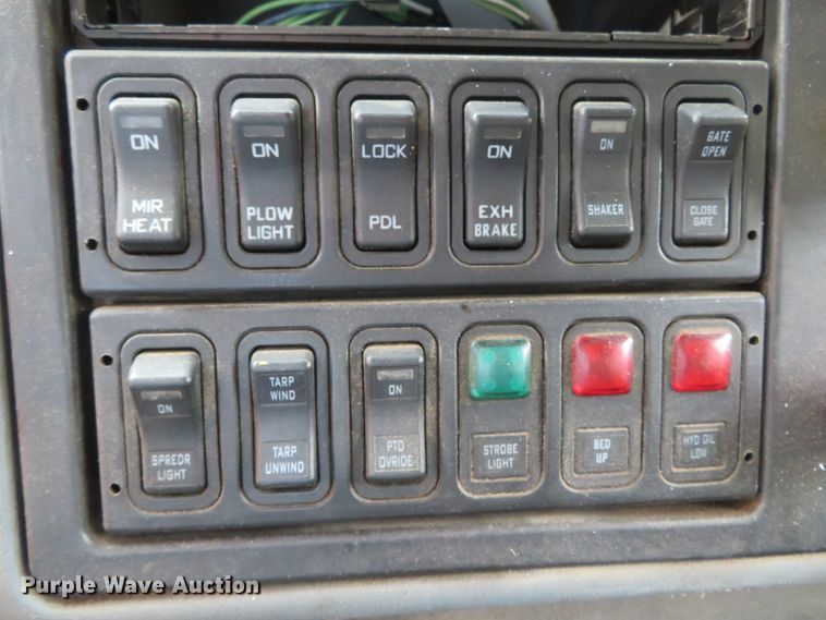 image for item DN5839 2006 International 7400  dump truck