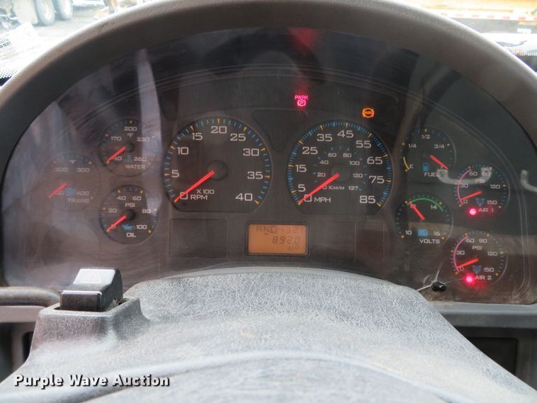 image for item DN5839 2006 International 7400  dump truck