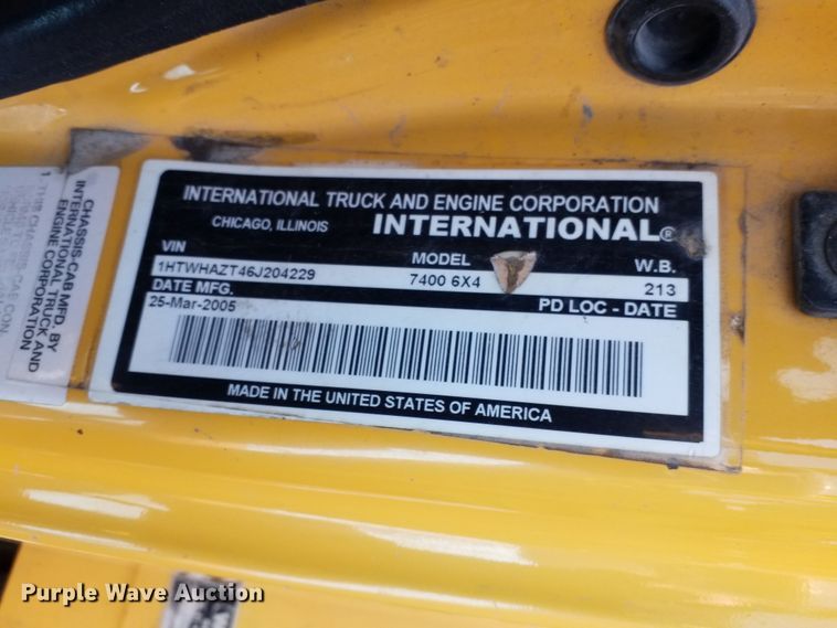 image for item DN5839 2006 International 7400  dump truck