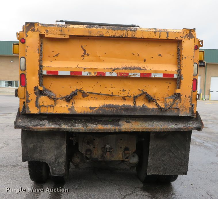 image for item DN5840 2006 International 7400  dump truck
