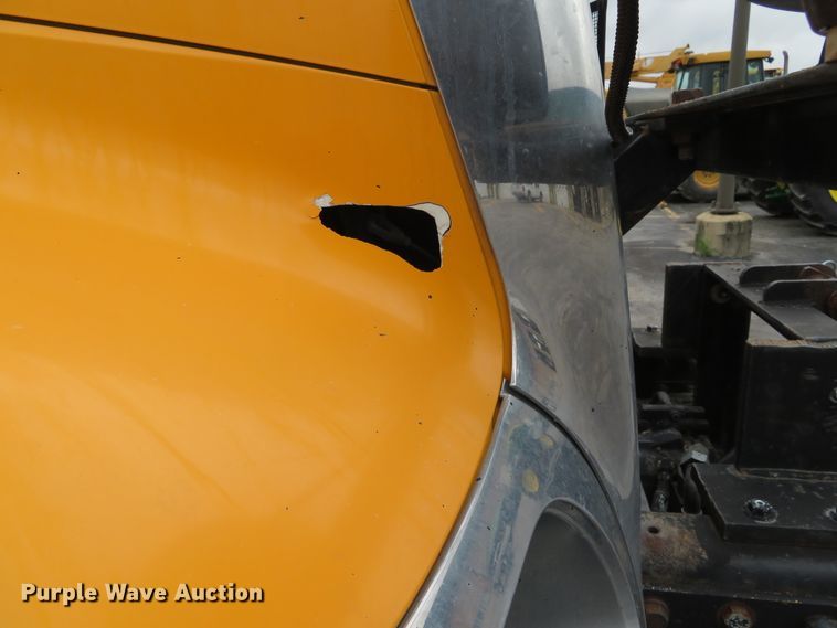 image for item DN5840 2006 International 7400  dump truck