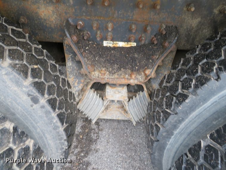 image for item DN5840 2006 International 7400  dump truck