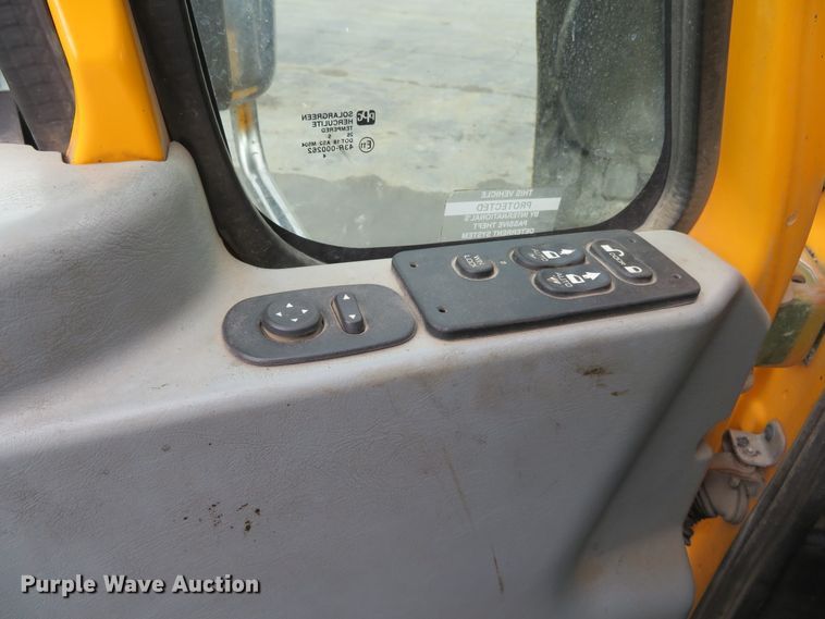 image for item DN5840 2006 International 7400  dump truck