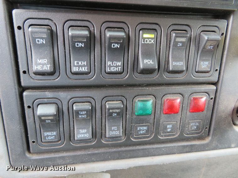 image for item DN5840 2006 International 7400  dump truck