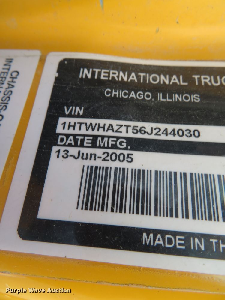 image for item DN5840 2006 International 7400  dump truck