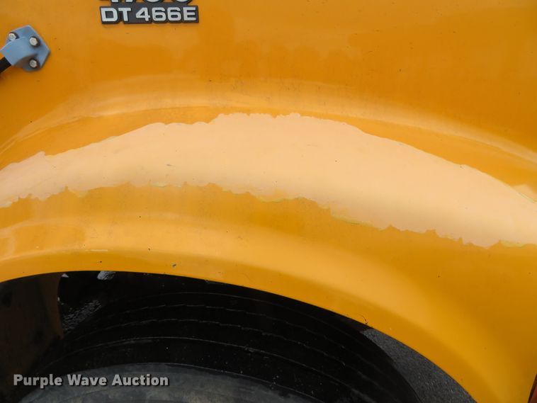 image for item DN5841 2000 International 4900  dump truck