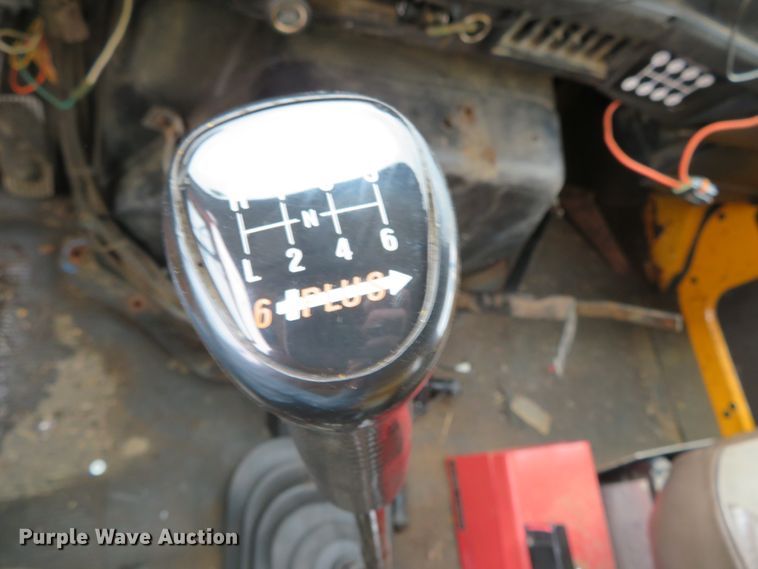 image for item DN5841 2000 International 4900  dump truck