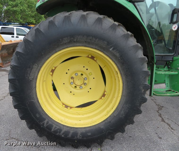 image for item DN5846 John Deere 6615  tractor