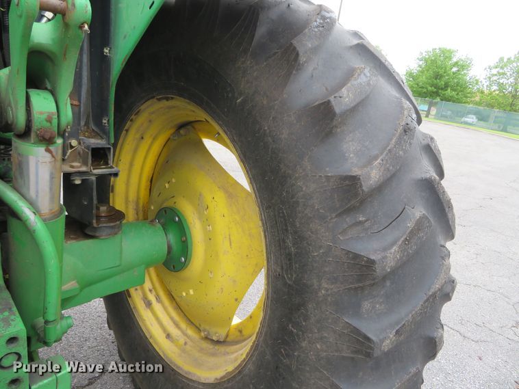 image for item DN5846 John Deere 6615  tractor