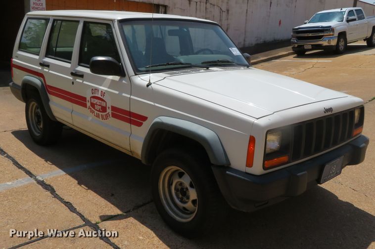 image for item DN5865 1997 Jeep Cherokee  SUV