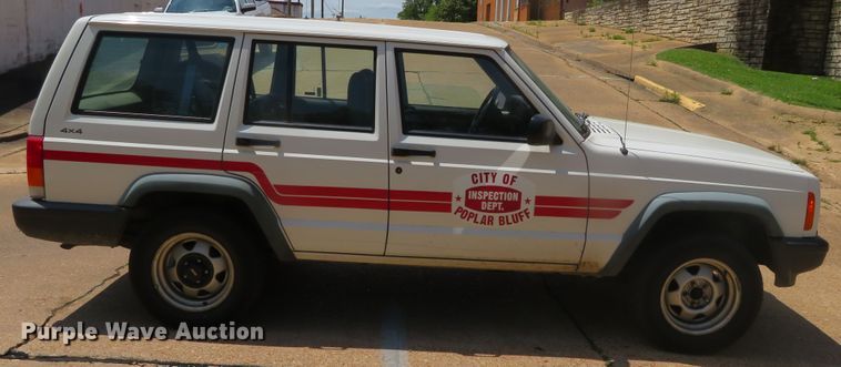 image for item DN5865 1997 Jeep Cherokee  SUV