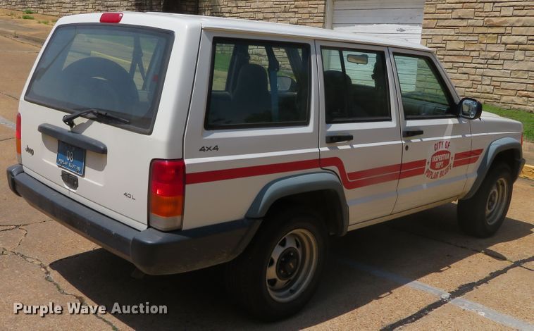 image for item DN5865 1997 Jeep Cherokee  SUV