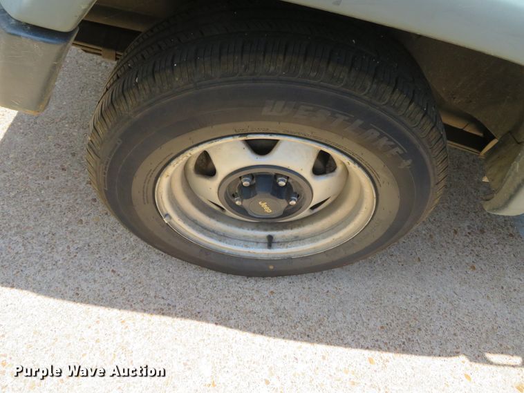 image for item DN5865 1997 Jeep Cherokee  SUV