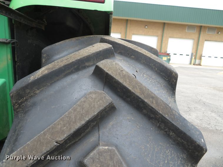 image for item DN5871 John Deere 6410  tractor