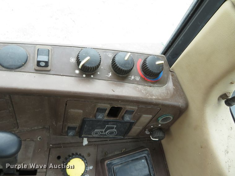 image for item DN5871 John Deere 6410  tractor