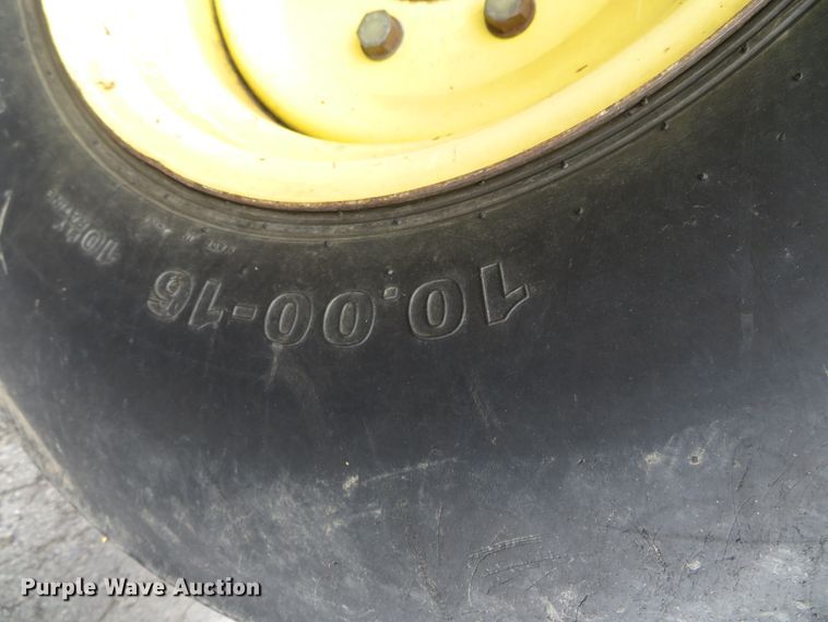 image for item DN5872 John Deere 6615  tractor