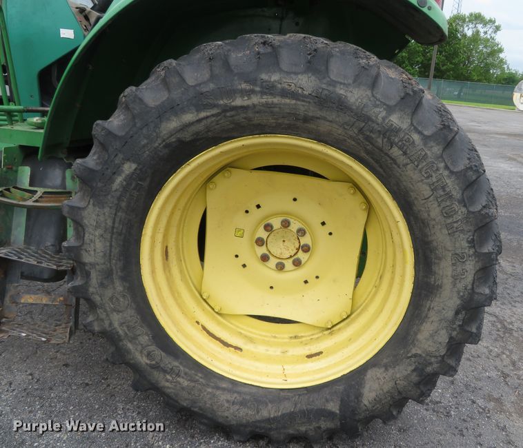 image for item DN5872 John Deere 6615  tractor