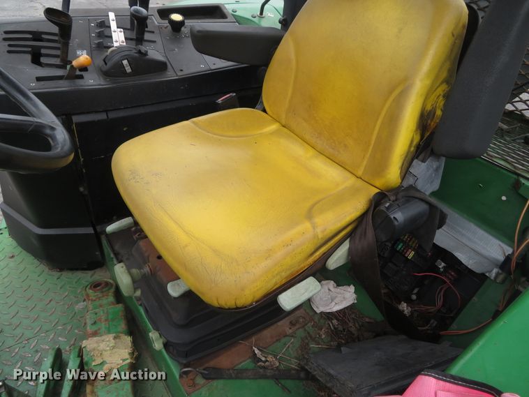 image for item DN5872 John Deere 6615  tractor