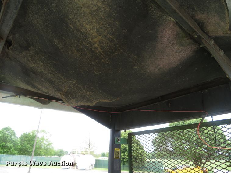 image for item DN5872 John Deere 6615  tractor