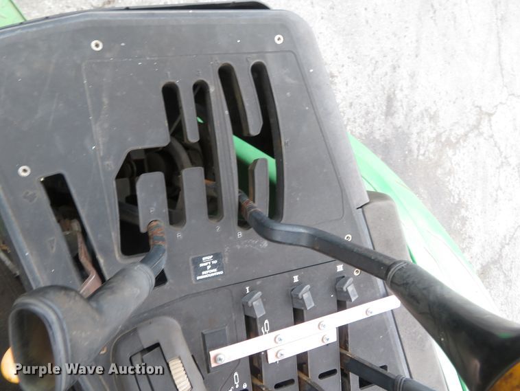 image for item DN5872 John Deere 6615  tractor