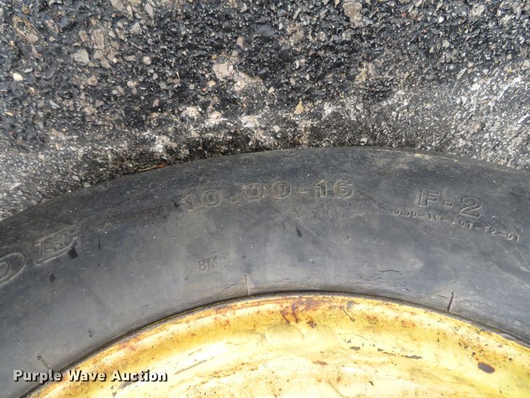 image for item DN5873 John Deere 6615  tractor