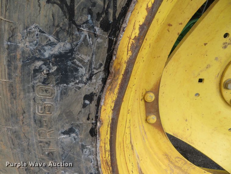 image for item DN5873 John Deere 6615  tractor