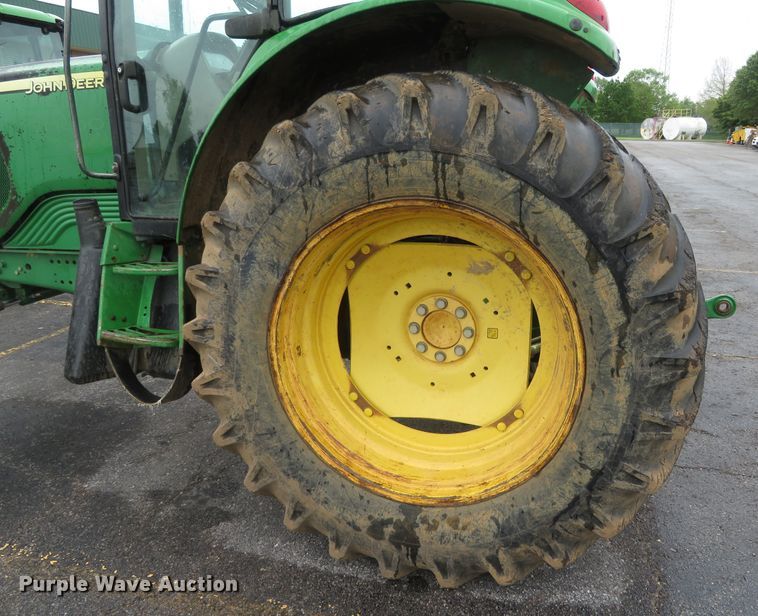 image for item DN5873 John Deere 6615  tractor