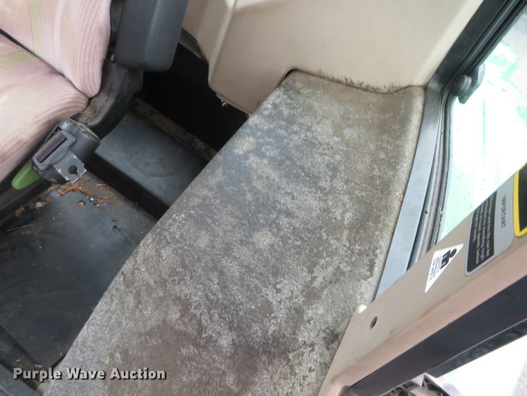 image for item DN5873 John Deere 6615  tractor