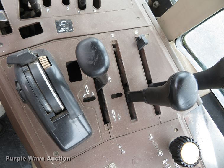 image for item DN5874 John Deere 6615  tractor