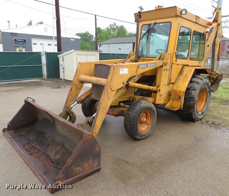 image for item DN5878 John Deere 410D  backhoe