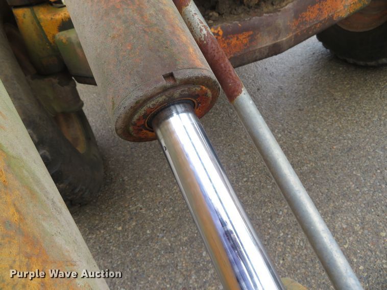 image for item DN5878 John Deere 410D  backhoe