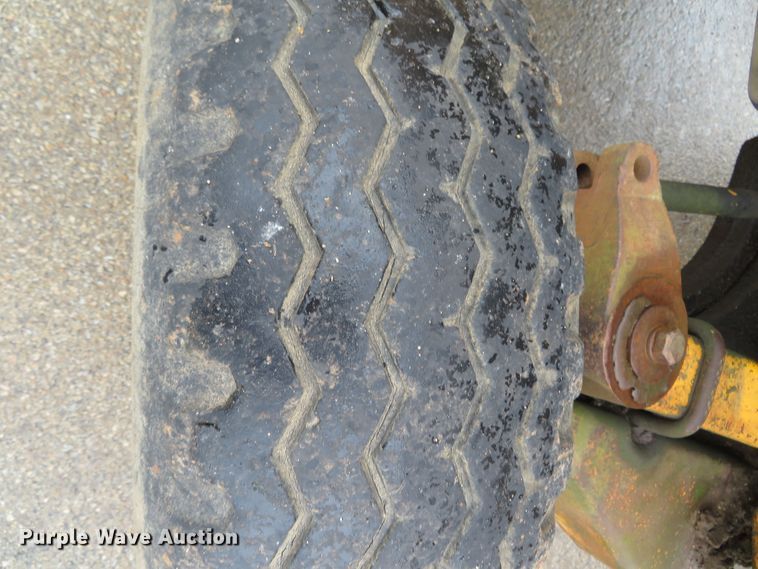 image for item DN5878 John Deere 410D  backhoe