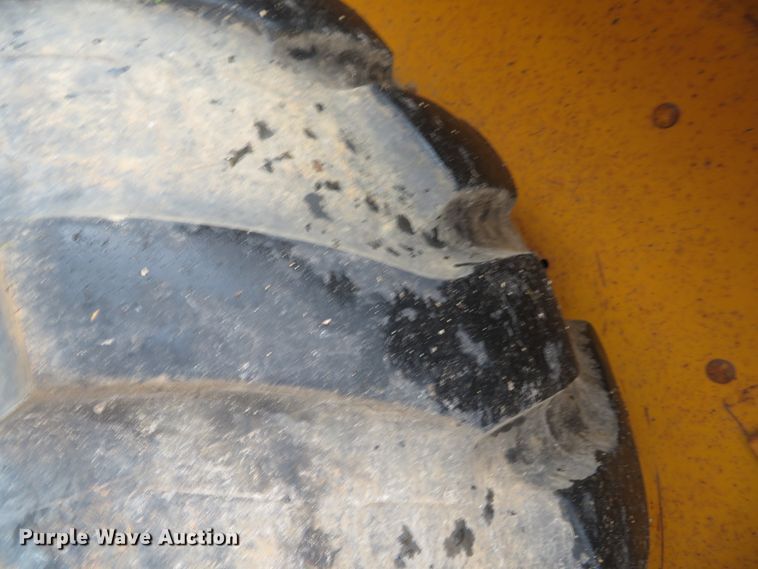 image for item DN5878 John Deere 410D  backhoe