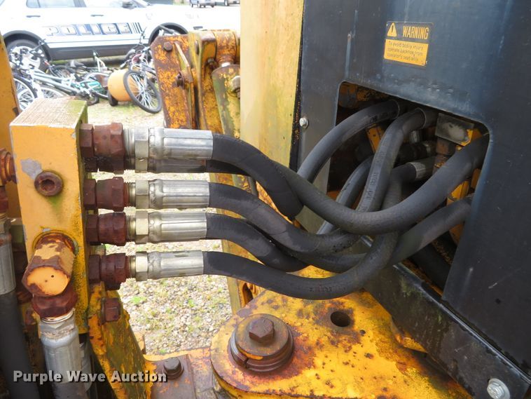 image for item DN5878 John Deere 410D  backhoe